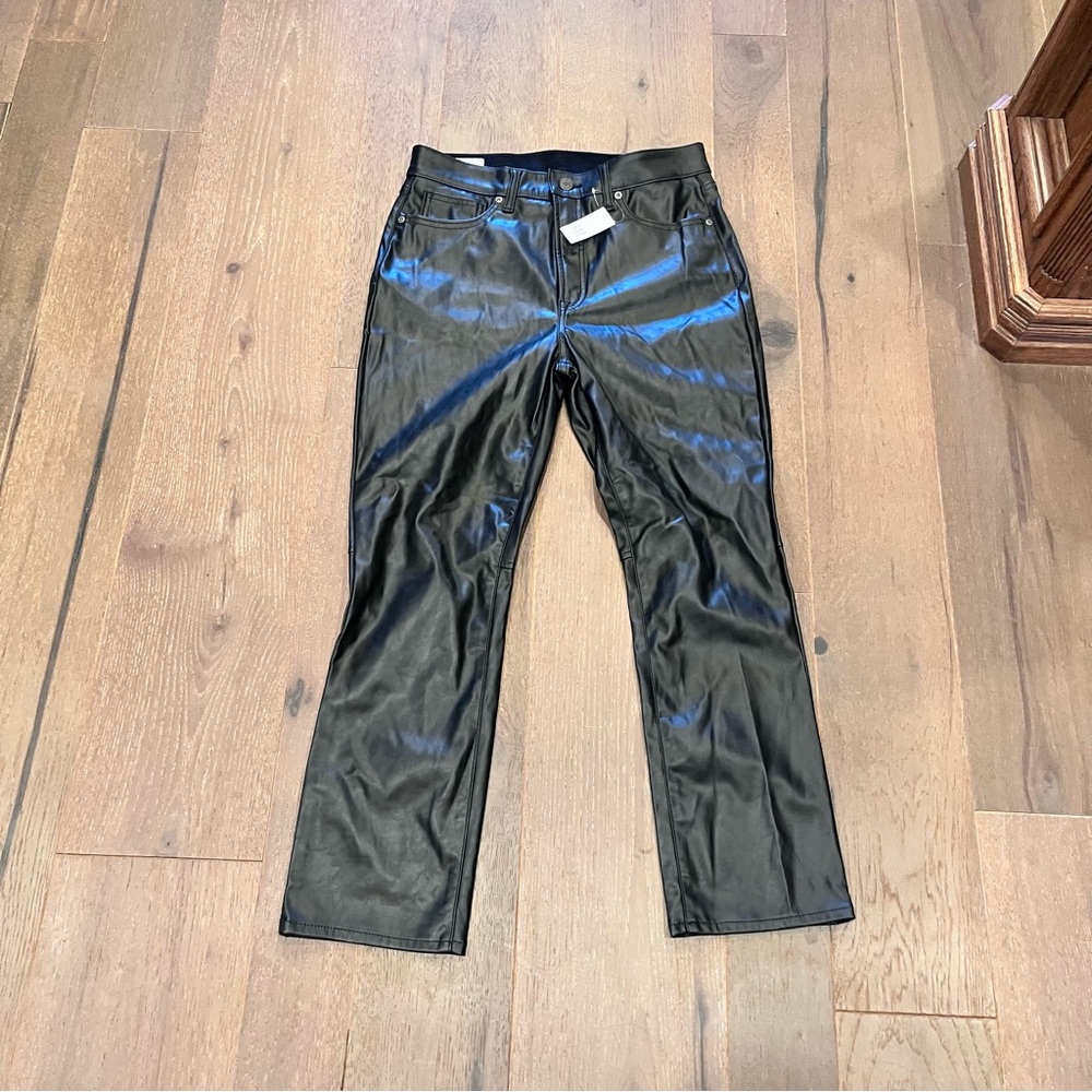 NWT Gap slim high rise 30/10 Short Black Faux Leather Pants $90 - Picture 2 of 8